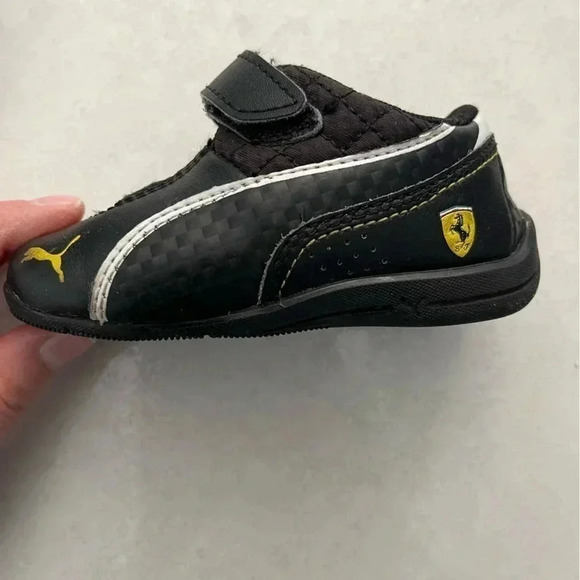 🔥HOST PICK🔥 Puma/ Black & white/ Toddler Sneakers/ Size US 5 - Picture 7 of 8